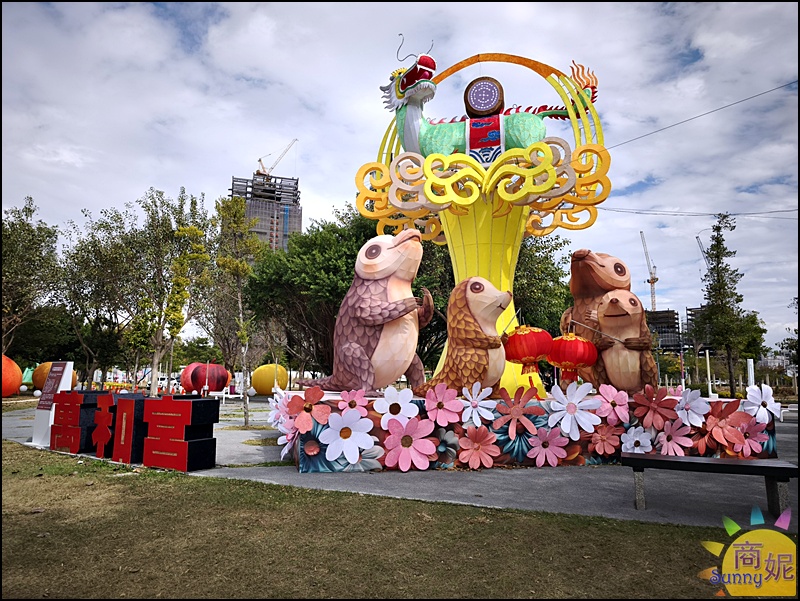 2026台中燈會|嚕嚕米姆明降臨台中！幸福蜜馬60米巨型極光主燈秀，姆明小提燈、7大展區交通懶人包