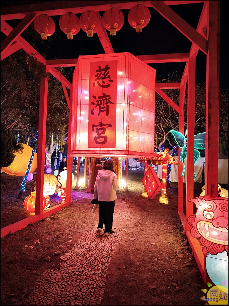 2026台中燈會|嚕嚕米姆明降臨台中！幸福蜜馬60米巨型極光主燈秀，姆明小提燈、7大展區交通懶人包