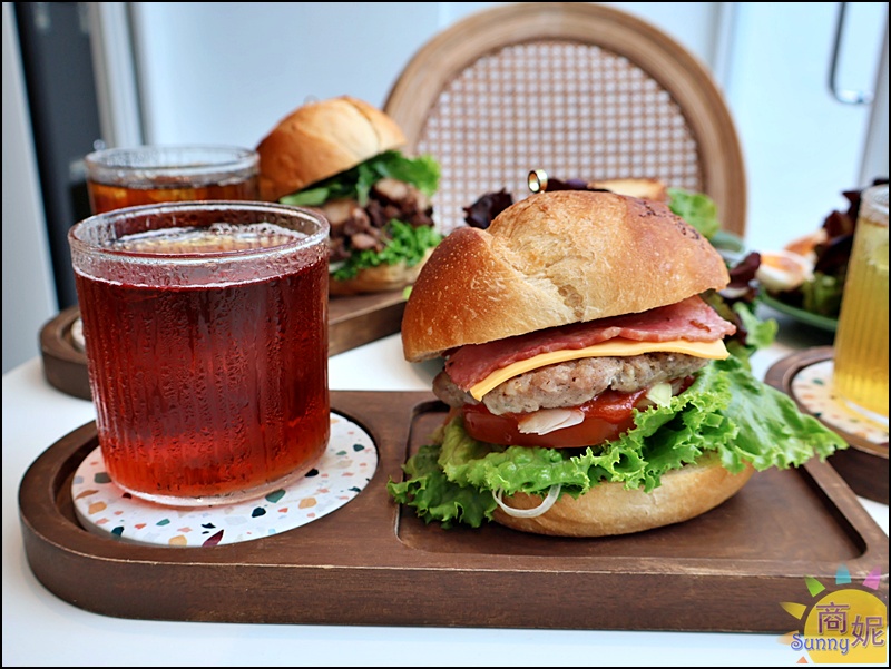 L’espace老陳小圓法漢堡專賣店|台中早午餐神級手作漢堡！國美館巷弄老宅吃過想再回訪.麵包控必吃限量小圓法