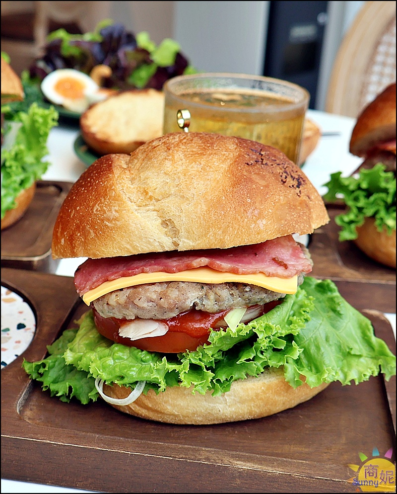 L’espace老陳小圓法漢堡專賣店|台中早午餐神級手作漢堡！國美館巷弄老宅吃過想再回訪.麵包控必吃限量小圓法