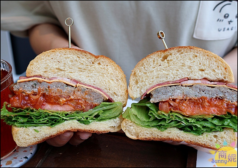 L’espace老陳小圓法漢堡專賣店|台中早午餐神級手作漢堡！國美館巷弄老宅吃過想再回訪.麵包控必吃限量小圓法