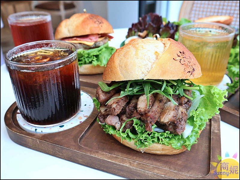 L’espace老陳小圓法漢堡專賣店|台中早午餐神級手作漢堡！國美館巷弄老宅吃過想再回訪.麵包控必吃限量小圓法