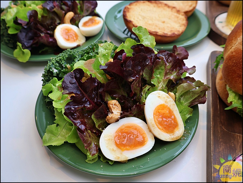 L’espace老陳小圓法漢堡專賣店|台中早午餐神級手作漢堡！國美館巷弄老宅吃過想再回訪.麵包控必吃限量小圓法