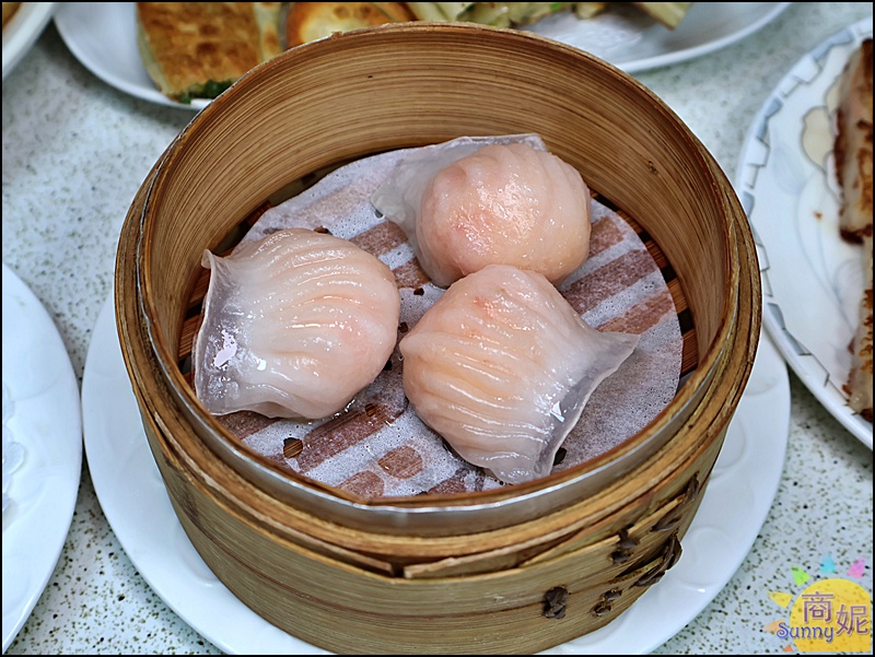 憶念點心堂|台中超值港式料理！五星主廚現點現做熱炒港點都厲害.價位不貴還免服務費