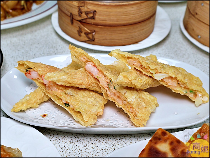 憶念點心堂|台中超值港式料理！五星主廚現點現做熱炒港點都厲害.價位不貴還免服務費