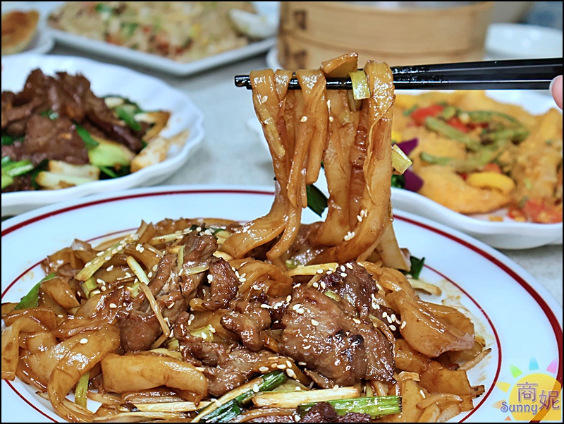 憶念點心堂|台中超值港式料理！五星主廚現點現做熱炒港點都厲害.價位不貴還免服務費