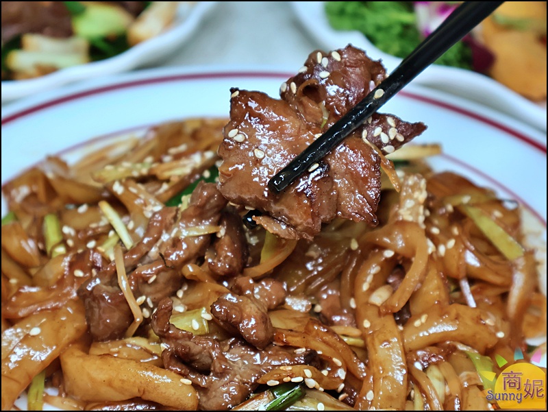 憶念點心堂|台中超值港式料理！五星主廚現點現做熱炒港點都厲害.價位不貴還免服務費