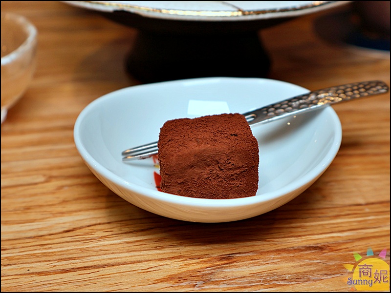 軒之饌|台中頂級Omakase無菜單料理推薦！一套將近20道美味還有免費KTV包廂，聚餐約會首選