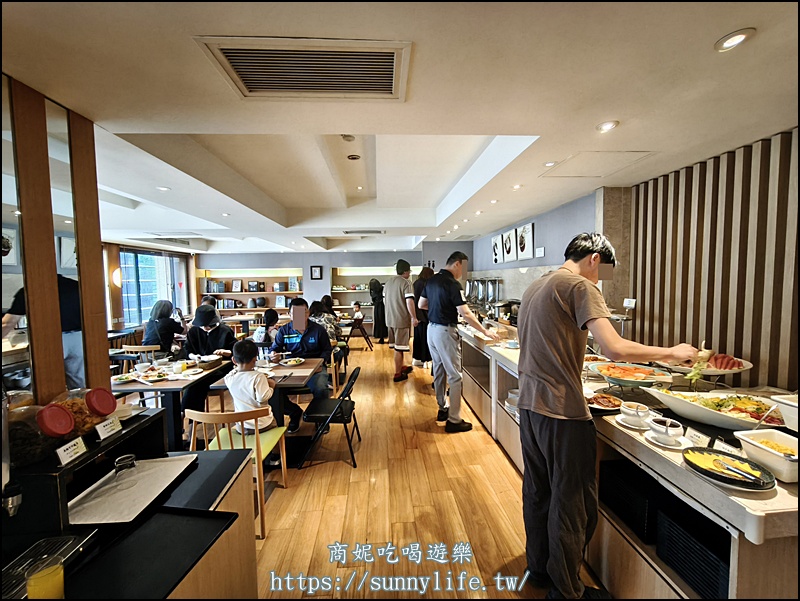 老爺會館台北南西|台北旅遊中山區便宜飯店推薦!近捷運、新光三越交通便利.含自助式早餐、24H咖啡廳、免費洗衣烘衣
