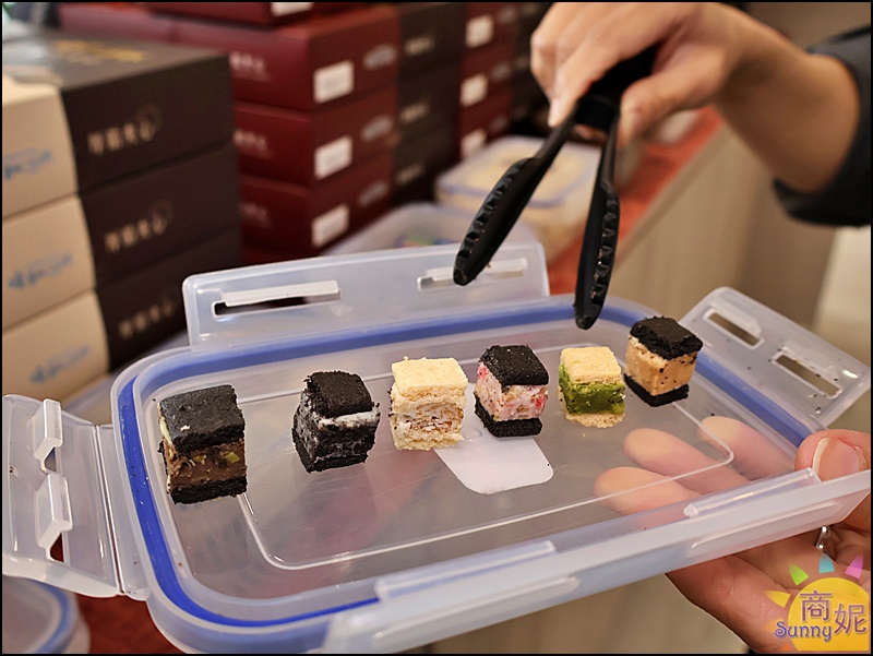 曉翮流域|厚餡夾心內餡厚到藏不住！台中伴手禮推薦，開賣秒殺的午茶首選最新6口味濃郁登場