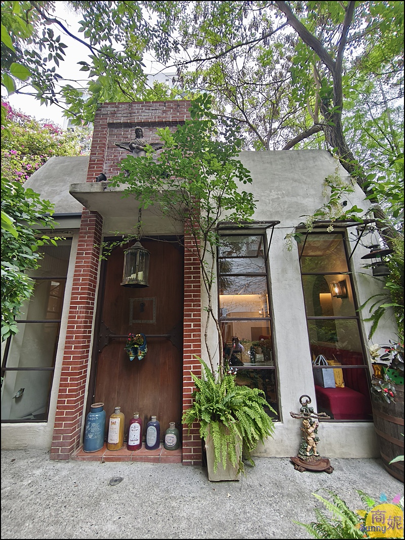 Mooie花園餐廳｜台中北屯美食推薦絕美歐風森林系餐廳！最新宅配義大利麵、千層麵在家輕鬆上桌重現餐廳美味