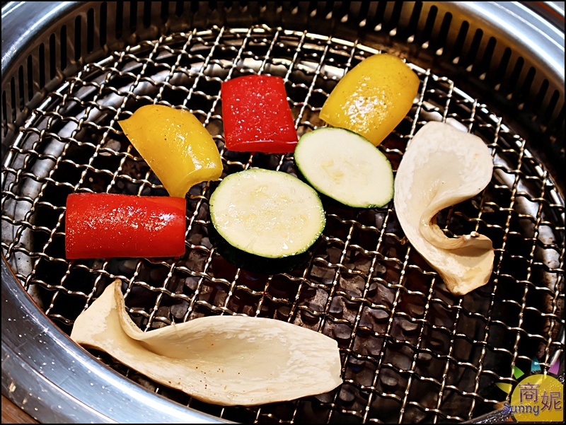 十六宅燒肉|台中燒肉推薦全程專人代烤!隱密老宅燒肉傳承溫哥華名店,品嘗高檔日本和牛全部位,精誠商圈美食約會餐廳首選(附菜單) 十六宅燒肉|台中燒肉推薦全程專人代烤!隱密老宅燒肉傳承溫哥華名店,品嘗高檔日本和牛全部位,精誠商圈美食約會餐廳首選(附菜單)