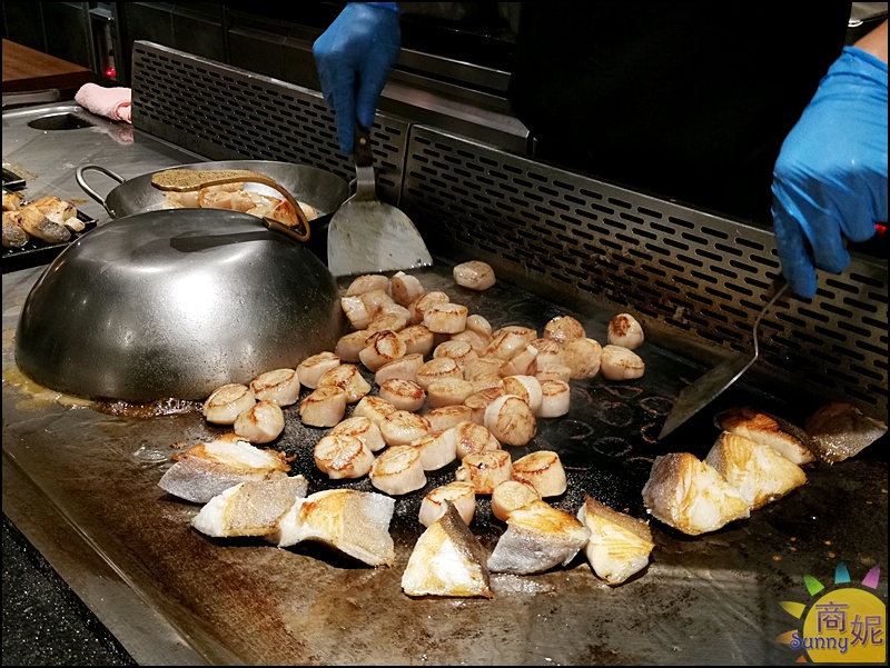 台中吃到飽【旭集台中店】頂級日式Buffet插旗大遠百！最新餐價、訂位攻略、9大主題餐檯必吃亮點全攻略