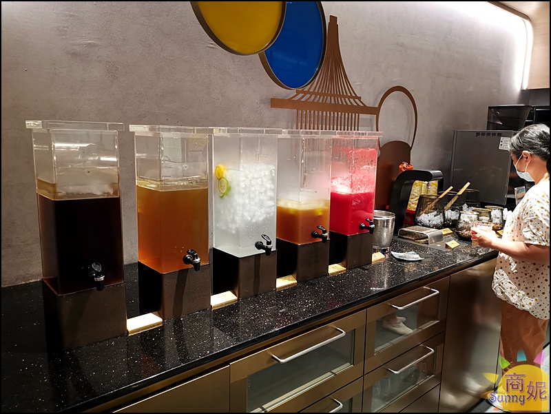 台中吃到飽【旭集台中店】頂級日式Buffet插旗大遠百！最新餐價、訂位攻略、9大主題餐檯必吃亮點全攻略