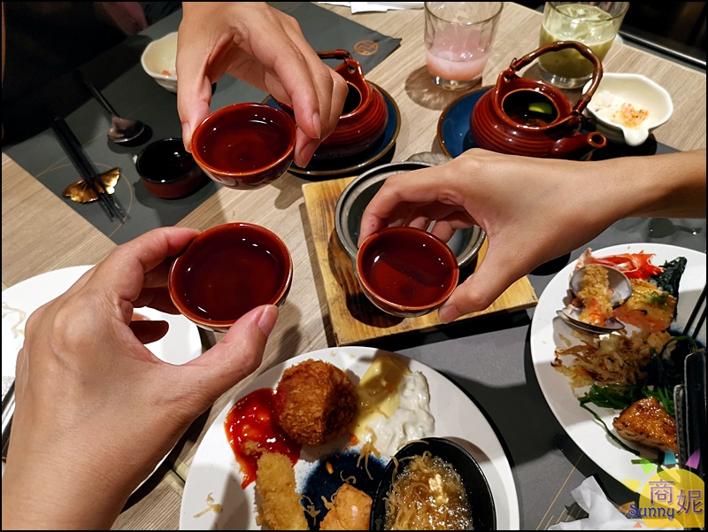 台中吃到飽【旭集台中店】頂級日式Buffet插旗大遠百！最新餐價、訂位攻略、9大主題餐檯必吃亮點全攻略