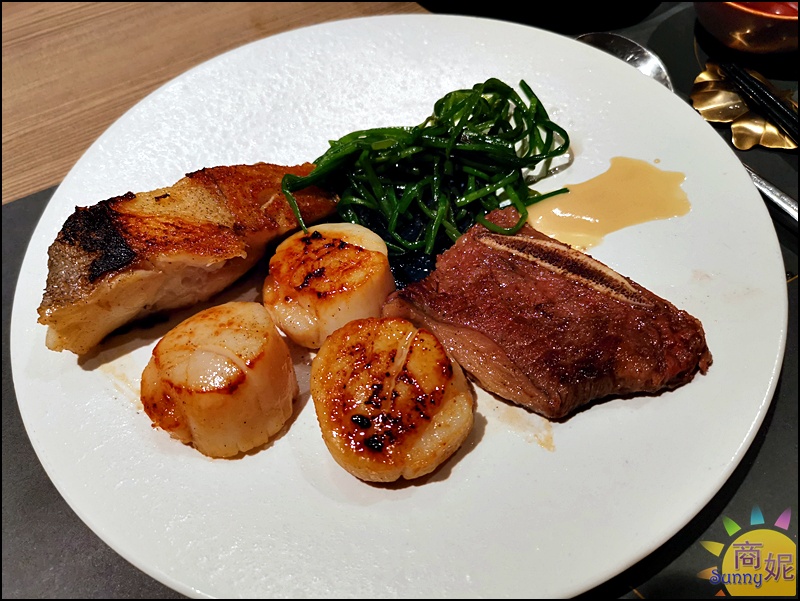 台中吃到飽【旭集台中店】頂級日式Buffet插旗大遠百！最新餐價、訂位攻略、9大主題餐檯必吃亮點全攻略