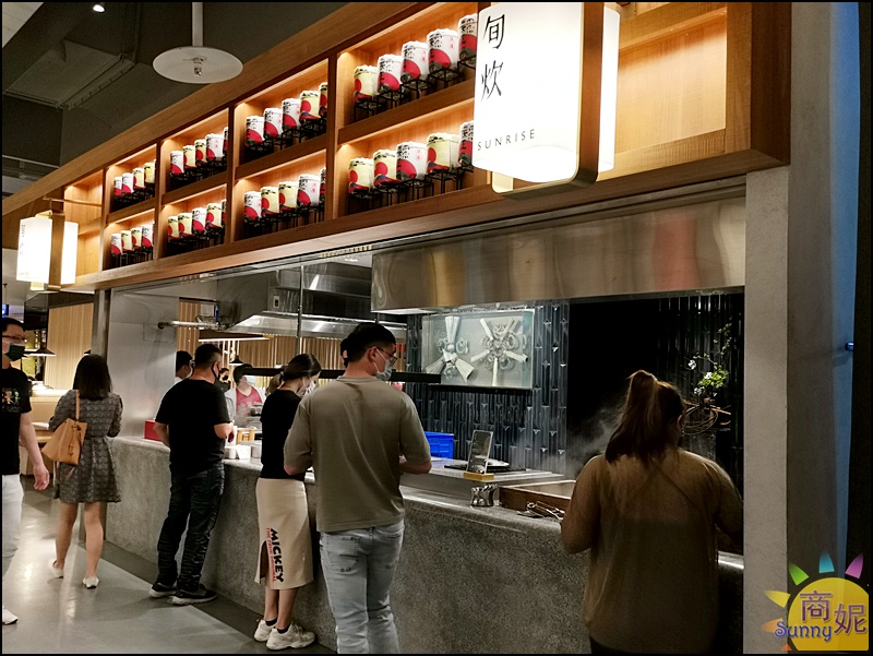 台中吃到飽【旭集台中店】頂級日式Buffet插旗大遠百！最新餐價、訂位攻略、9大主題餐檯必吃亮點全攻略