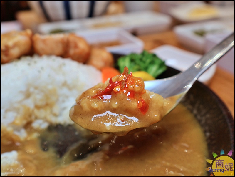 慢咖哩漢口店|台中北區美食平價咖哩定食139元起!玉米濃湯、霜淇淋、飲料吃到飽免服務費不限時 慢咖哩漢口店|台中北區美食平價咖哩定食139元起!玉米濃湯、霜淇淋、飲料吃到飽免服務費不限時