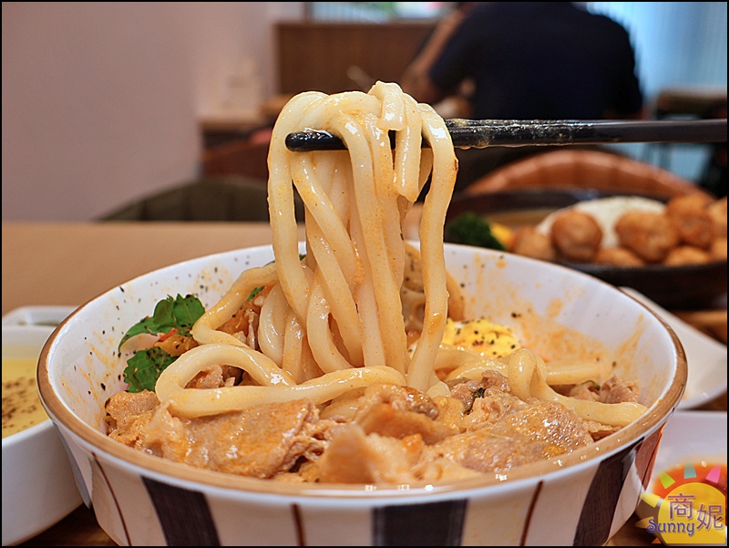 慢咖哩漢口店|台中北區美食平價咖哩定食139元起!玉米濃湯、霜淇淋、飲料吃到飽免服務費不限時 慢咖哩漢口店|台中北區美食平價咖哩定食139元起!玉米濃湯、霜淇淋、飲料吃到飽免服務費不限時
