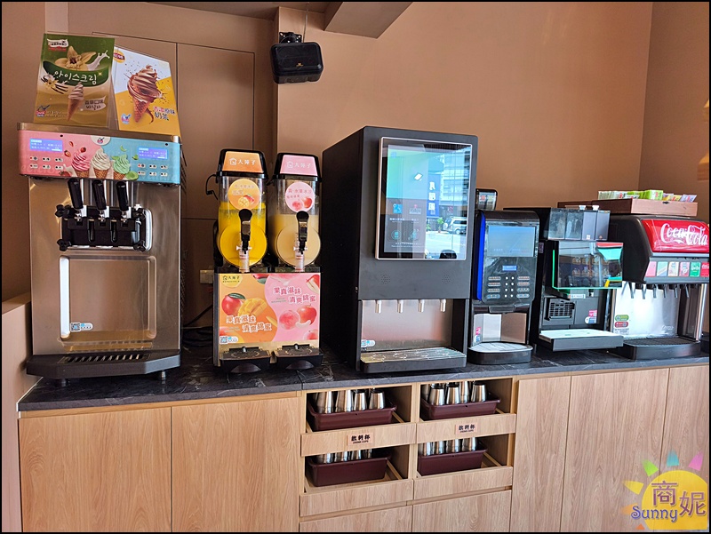 月團圓雞湯火鍋北屯店|台中北屯美食個人鴛鴦鍋,濃郁雞湯+超豐盛自助吧吃到飽398元起CP值爆表 月團圓雞湯火鍋北屯店|台中北屯美食個人鴛鴦鍋,濃郁雞湯+超豐盛自助吧吃到飽398元起CP值爆表
