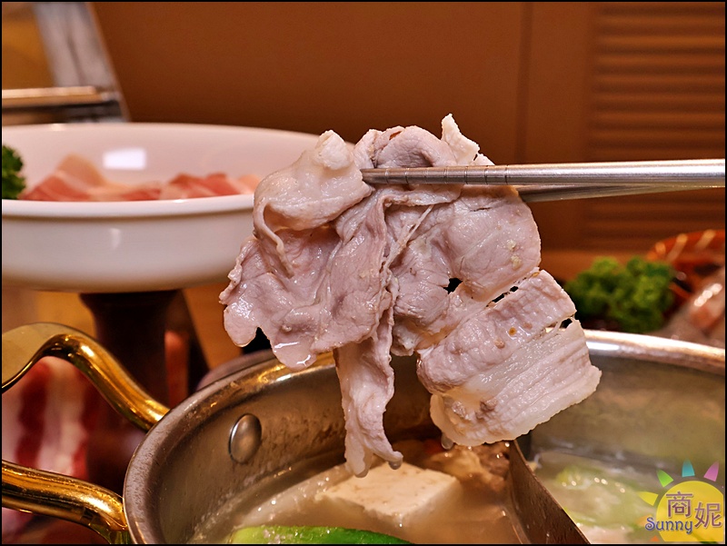 月團圓雞湯火鍋北屯店|台中北屯美食個人鴛鴦鍋,濃郁雞湯+超豐盛自助吧吃到飽398元起CP值爆表 月團圓雞湯火鍋北屯店|台中北屯美食個人鴛鴦鍋,濃郁雞湯+超豐盛自助吧吃到飽398元起CP值爆表