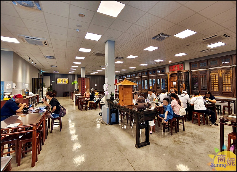 大鼎夏荷麵食館埔里店|苗栗超人氣牛肉麵開二店!古色古香寬敞空間、古董收藏免費參觀,古早味豆花吃到飽免服務費大型停車場交通便利 大鼎夏荷麵食館埔里店|苗栗超人氣牛肉麵開二店!古色古香寬敞空間、古董收藏免費參觀,古早味豆花吃到飽免服務費大型停車場交通便利