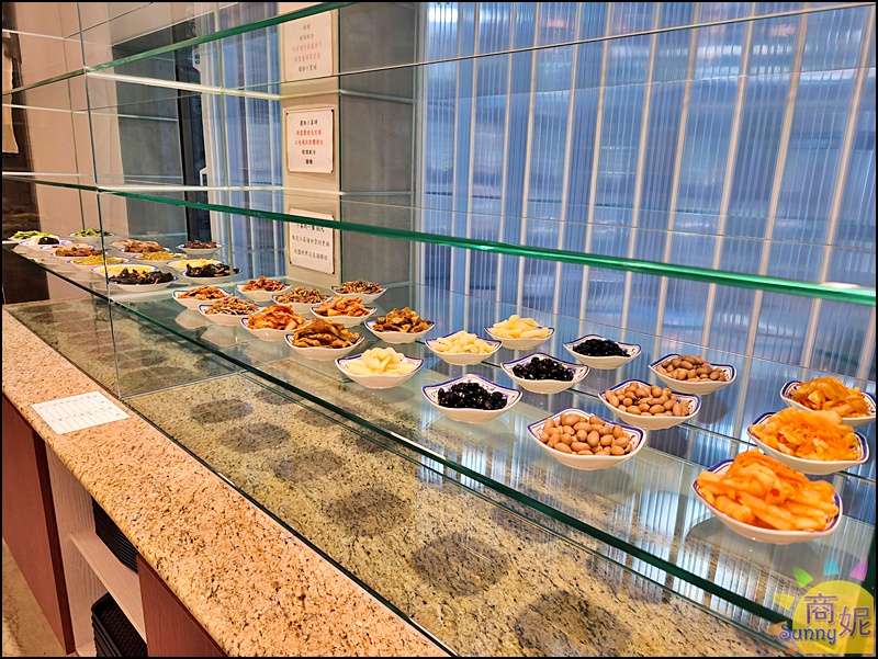 大鼎夏荷麵食館埔里店|苗栗超人氣牛肉麵開二店!古色古香寬敞空間、古董收藏免費參觀,古早味豆花吃到飽免服務費大型停車場交通便利 大鼎夏荷麵食館埔里店|苗栗超人氣牛肉麵開二店!古色古香寬敞空間、古董收藏免費參觀,古早味豆花吃到飽免服務費大型停車場交通便利