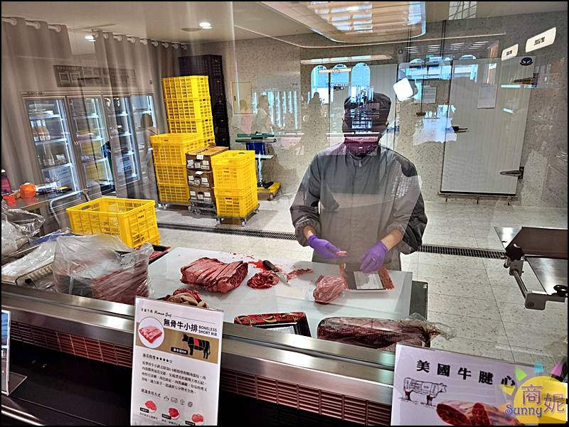 肉搏站北屯店｜台中最美肉品超市小家庭採買首選！平價高級肉品、客製化分切，舒適空間免費停車