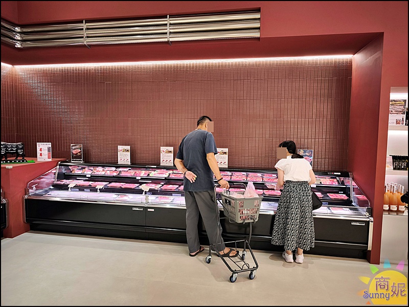 肉搏站北屯店｜台中最美肉品超市小家庭採買首選！平價高級肉品、客製化分切，舒適空間免費停車