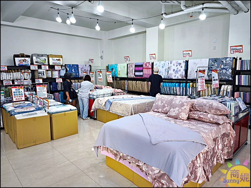 大甲寢具特賣！台中最便宜寢具 工廠直營換季出清天絲純棉床包組799起，涼被枕頭買一送一冬被千元有找