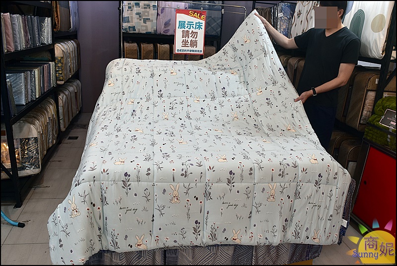 大甲寢具特賣！台中最便宜寢具 工廠直營換季出清天絲純棉床包組799起，涼被枕頭買一送一冬被千元有找