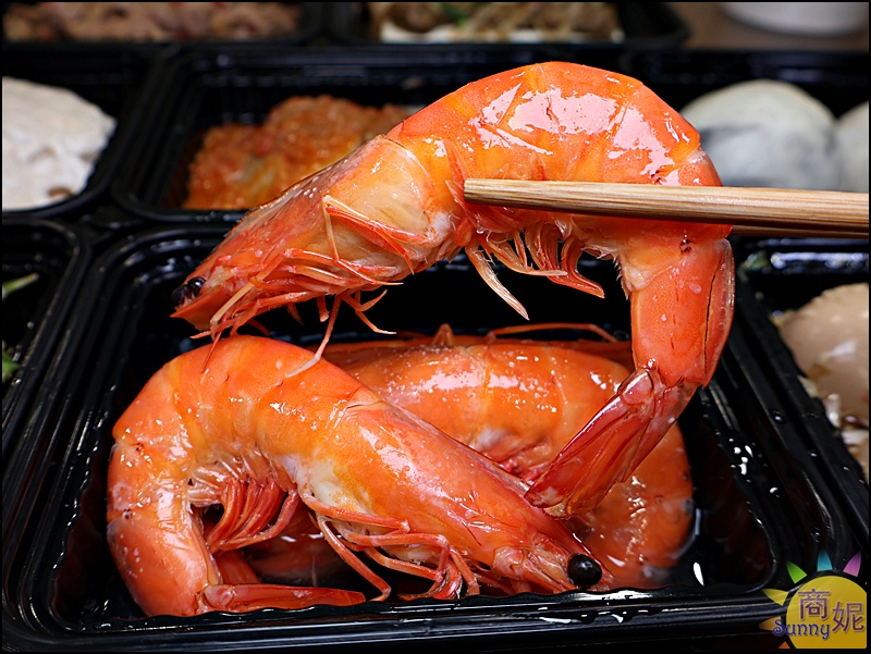 叁食初外帶櫃|食尚玩家報導老宅私房菜新光三越也有!招牌私房菜、個人養生煲湯外帶即食,現在還有8折優惠 叁食初外帶櫃|食尚玩家報導老宅私房菜新光三越也有!招牌私房菜、個人養生煲湯外帶即食,現在還有8折優惠