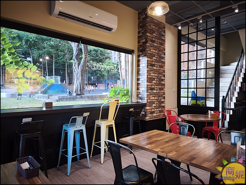 小紐約Little New York Cafe｜台中西屯義大利麵推薦！超值晚間套餐CP值爆表、大份量燉飯義大利麵聚餐首選
