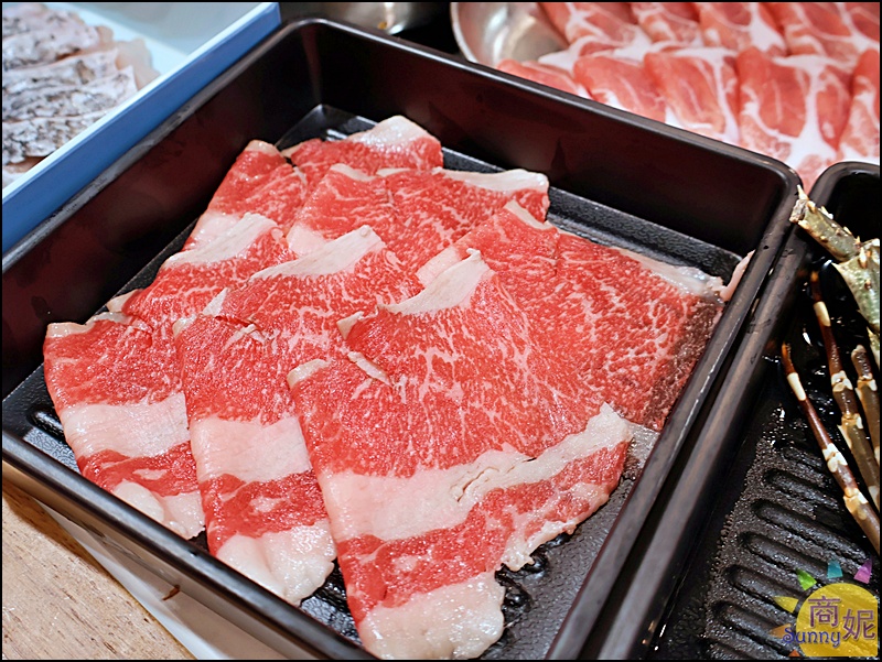 鍋誠意自選海鮮火鍋|台中火鍋低消39元起!自選食材以盤計價百元多吃飽喝足,營業到凌晨2點免費停車聚餐首選 鍋誠意自選海鮮火鍋|台中火鍋低消39元起!自選食材以盤計價百元多吃飽喝足,營業到凌晨2點免費停車聚餐首選