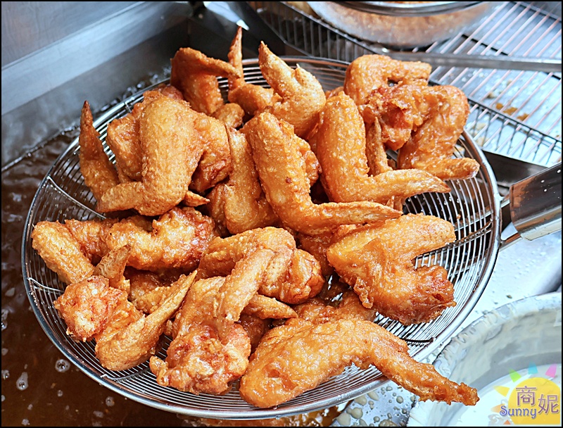 伙夫炸雞霧峰店｜霧峰平價美食爆汁炸雞！厚實大雞排65元雞翅6支100元，樹仁商圈中午就開賣CP值超高