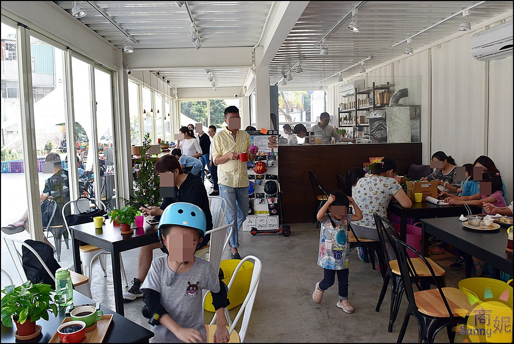 滑步車咖啡廳6